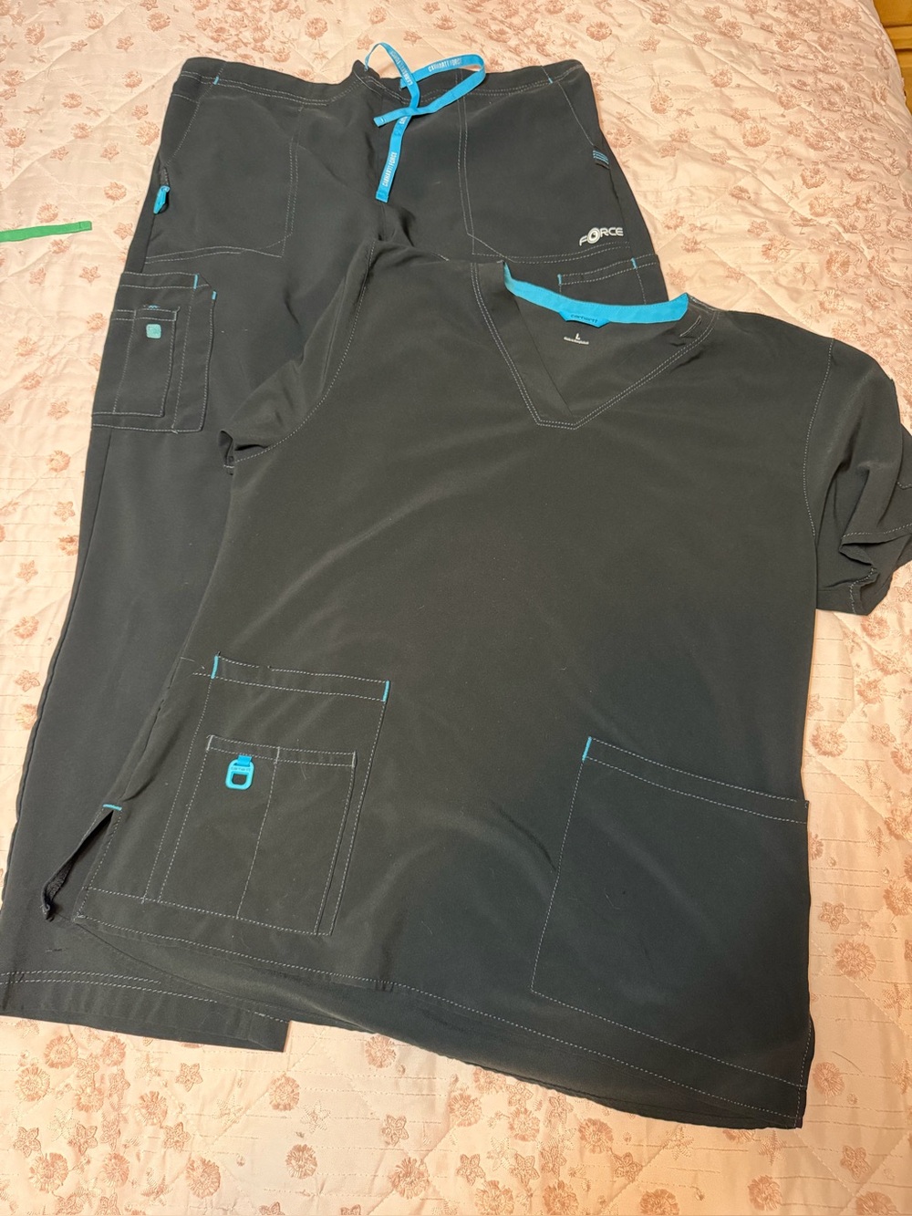 Carhartt Force Cross-Flex Scrub Set Black Teal Accent Large / Petite Large